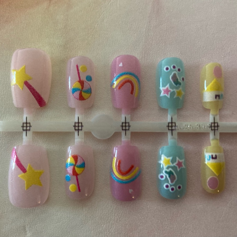 [M] 🌈🌟🏡🍭💅 10Pcs Wearable Press on Nails Short Square Rainbow Stars Lollipop Home